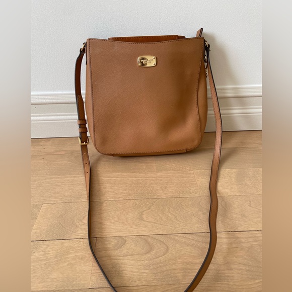 MICHEAL KORS tan crossbody bag - Picture 1 of 2